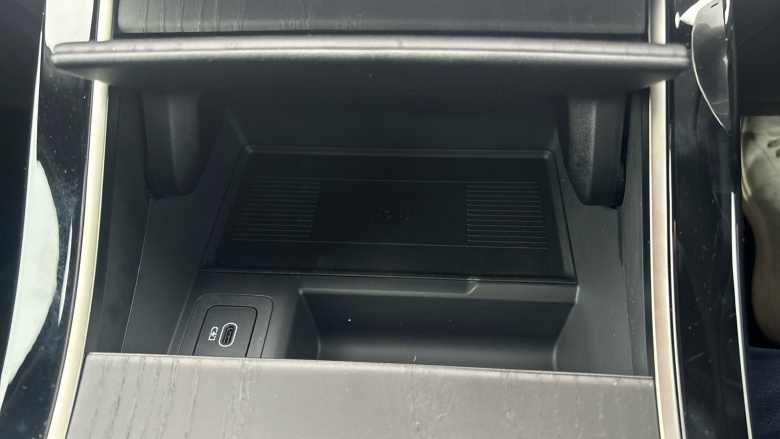 Land Rover Range Rover Evoque 1.5 P270e Autobiography 5dr Auto [Revised] Hatchback